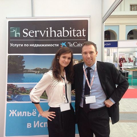 Bancohogar company during the Domexpo fair in Moscow. Interpreter – M. Savchenkova.